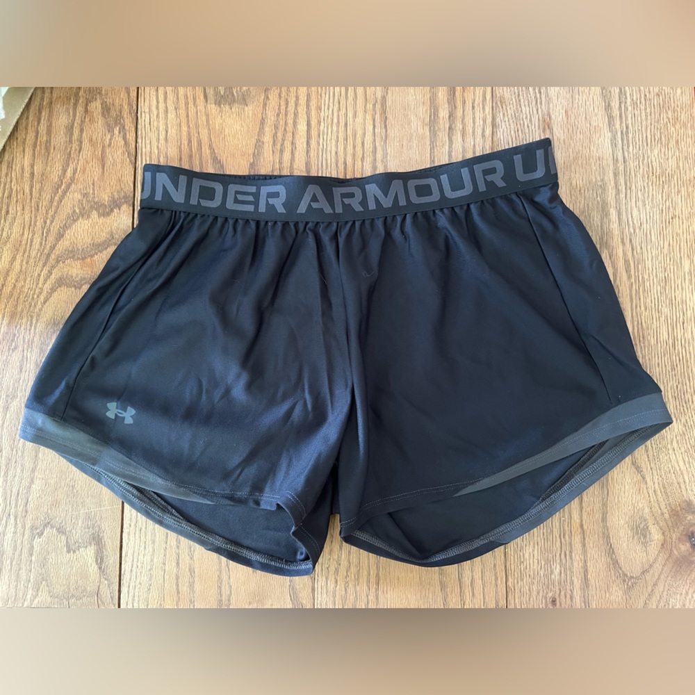 Womens Under Armor Shorts - size medium